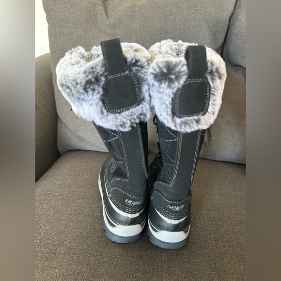 Khombu Women’s Black Winter Snow Boots size 7 - Picture 4 of 7